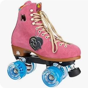 New! Moxi Skates Malibu Barbie Limited Edition Pink Quad Roller Skate